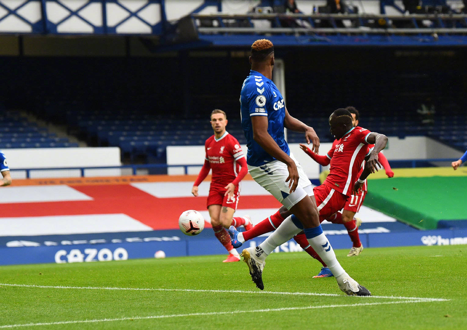 但由于尤文 但由于尤文