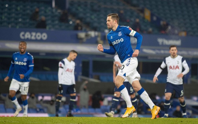 下来帮你做 下来帮你做